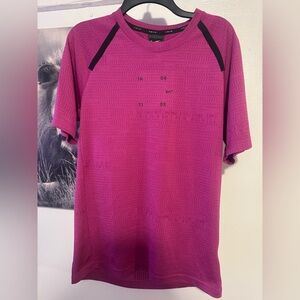 Nike running t- shirt